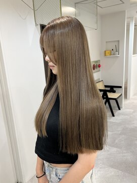 ヴィア 京都烏丸(Via) 10代 20代 30代 ブラウン くすみベージュ 髪質改善 縮毛矯正