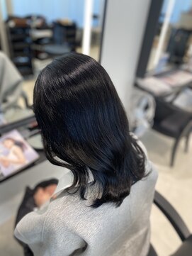 メゾンブラン 川西阪急店(Maison Blanc) 川西髪質改善トリートメント ~セルリアンブラック~