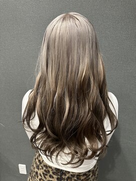 デザインカラー◎セルフ黒染めを利用して可愛く◎