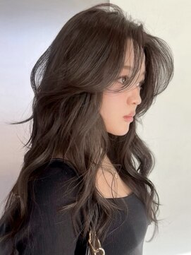 ヨロ 渋谷(YOLO) 韓国ヘアーハッシュカットレイヤーカットハイライトカラー