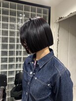 エイチ(811)&nbsp;アンブレラカラー外ハネボブウルフボブグラデーションカラー50代