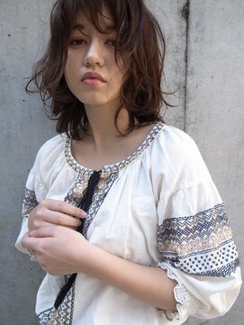 ピープル(people) 〔people〕無造作ウエーブ×ハイレイヤーウルフ