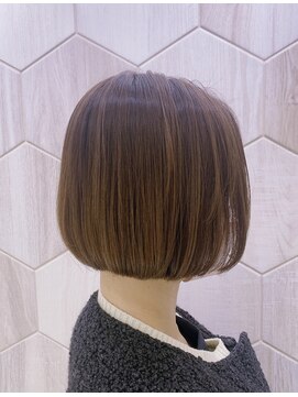 ビューティドレッセヤマノ 池袋パルコ(Beauty Dresse YAMANO) 【ショートカット】【ボブ】ハイライトで束感！短めボブ
