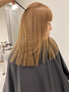 シアター(CIARTOR) ベージュカラー