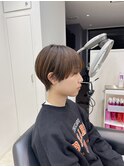 マッシュショート 丸おしゃれ 抜け感 かっこいい ベージュカラー