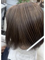 イデ(idee)&nbsp;シークレットハイライト・アッシュベージュ