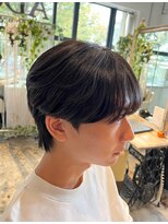 アドール(ADOR)&nbsp;#シースルーマッシュ#カルマパーマ#センターパート