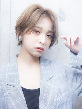 ジェニーバイメノン(JENNIE by Menon) レイヤーカット　アンブレラカラー　前髪　ダブルカラー