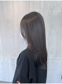 ブリーチなし透明感グレージュレイヤーカット