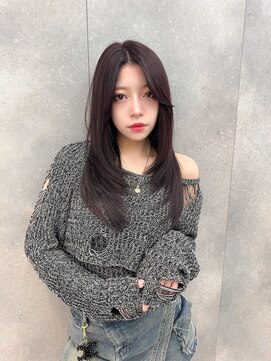 クム(kumu) 【kumu】 ロングレイヤー/顔周りカット/栄/名古屋