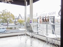 アトラス(ATLAS)の雰囲気（スタイリッシュで気分が上がる店内で最先端の技術を◎【下中野】）