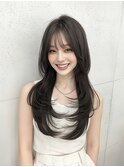 レイヤーカット　透明感グレージュ
