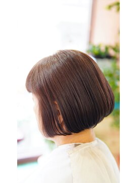 ネス(NESS) パープルピンクのハイライトボブ53