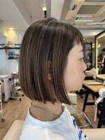 ジュイール(jouir)&nbsp;三鷹ショートボブくびれショートイルミナカラー顔周りレイヤー