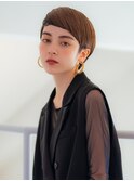 タイトな小顔大人ショート　