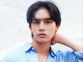 HAK.銀座[Men's/メンズカット/ニュアンスパーマ/フェザーパーマ/シャドウパーマ/眉毛]の写真/忙しい朝も簡単にキマる！清潔感×好印象の似合わせスタイル★メンズ眉毛も◎[Men's/メンズカット/まゆげ]