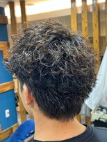 コハク(COHAQ BEAUTY AND RESORT)&nbsp;スパイキーショートピンパーマ/メンズパーマ/メンズカット
