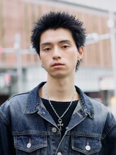 学生から社会人まで幅広く人気＊男らしさと無造作感のスパイキーショート×ピンパーマ
