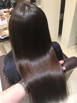 ルネッタ (Lunetta) 髪質改善トリートメント縮毛矯正