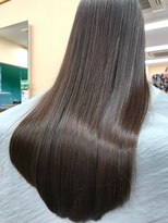 美容室メデューサ都府楼店&nbsp;傷まない極上水ストレート
