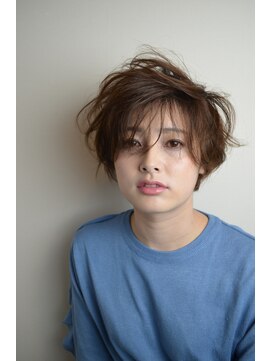 カミノート(kaminote) ラフに動かしたショートスタイル