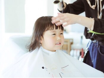 チャンティーヘア 板橋店(Cantii hair)の写真/【キッズスペースあり！】子育て中でも扱いやすいスタイルやママの疲れを癒すクリームバスが好評◎