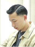 20代30代40代ビジカジ黒髪 フェード バーバースタイル