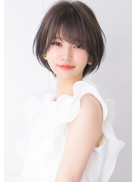 ルエ(rue) 30代・40代大人可愛い小顔ワンサイドショートボブ丸み前下がり