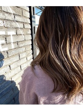 ヘアアイラッシュ リベット(hair eyelash RIVET) ミディアム　×　ハイライト　アッシュベージュ