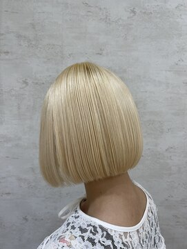 イル(iLu.) 抜きっぱなしブロンド