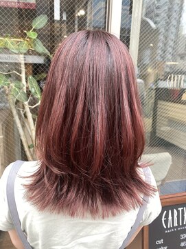 アース 大和店(HAIR&MAKE EARTH) ピンクレッド×レイヤーカット