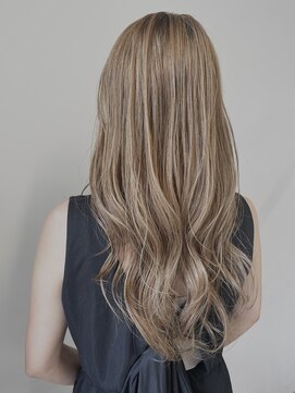 スタイル 袋町(STYLE) ハイトーンベージュ × ナチュラルハイライト