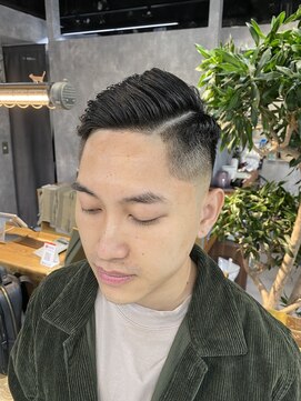 イコ(.ico) サイドパート×フェード