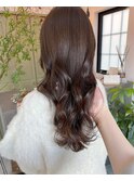 オリーブベージュ
