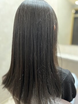 ロウ 町田(ROW) オリーブグレージュ