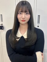 アリュウル 表参道 青山(Allure) 透明感溢れるオリーブグレージュ◎矢口