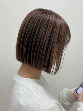 アカネ(Akane) デザインカラー　ブリーチカラー　20代