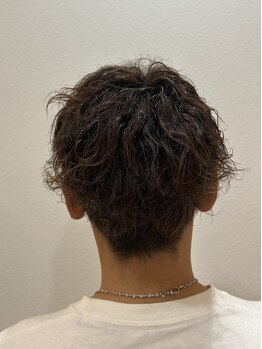 ワイトの写真/男性スタイリストが担当してくれるから、お任せでも納得の仕上がりに♪髪のお悩みも気軽に相談OK！