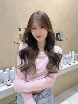 ジーナ 高田馬場(Zina) ハニーベージュ×顔周りレイヤー Zina kana