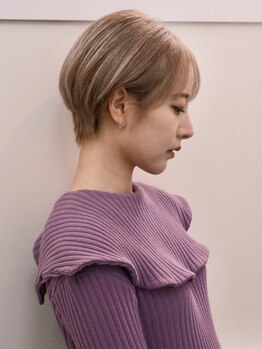 肌に馴染む透明感カラー☆柔らかい艶と質感で大人の魅力を引き出すカラーをご提案◎