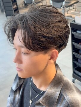 シーフ 千葉(Cyf) MEN’S HAIR/千葉駅/センターパート/曲がる縮毛矯正/齊藤大樹