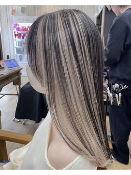 ヘアーサロン リアン 鴻巣店(hair salon Rien) 幅広フェイスフレーミング・ホワイトベージュ