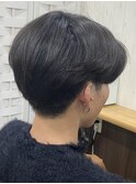 センターパートの毛流れ縮毛矯正
