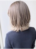 パールホワイト×切りっぱなしボブ 【alia橋本】