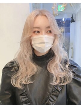 クオン 今泉(quon) ホワイトベージュ　-天神 今泉 薬院-