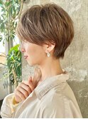 耳掛け大人ショート／アッシュベージュ／表参道／30代40代50代