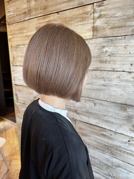 プアヒール(pua heal) ミルクティーベージュ ミニボブ