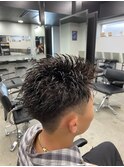 【禁断のブリーチツイストスパイラル】束感ショートパーマ!