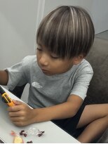 キング 高槻(K!ng)&nbsp;縮毛矯正髪質改善ハイライトレイヤーカット高槻美容室エクステ