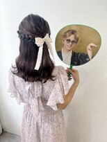 渋谷ヘアメ　ハーフアップ　ウェーブ巻き　アイドルヘア